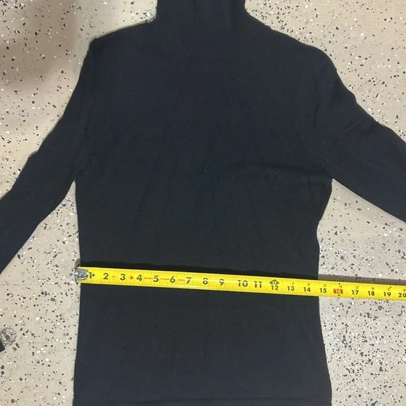 Women's TSE cashmere sweater black turtle neck long sleeves M - Picture 10 of 10